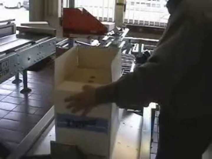 Scotcheuse automatique de cartons uniformes T10